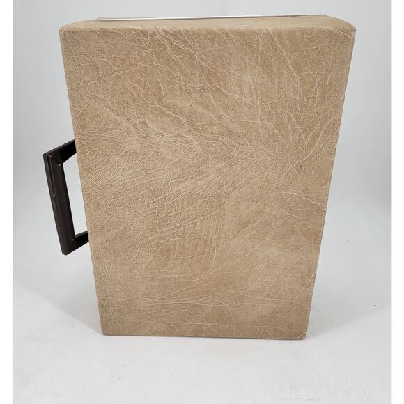 8 TRACK TAPE STORAGE / VINYL CARRYING CASE HOLDS 24 TAPE CARTRIDGES / VINTAGE - Picture 6 of 11